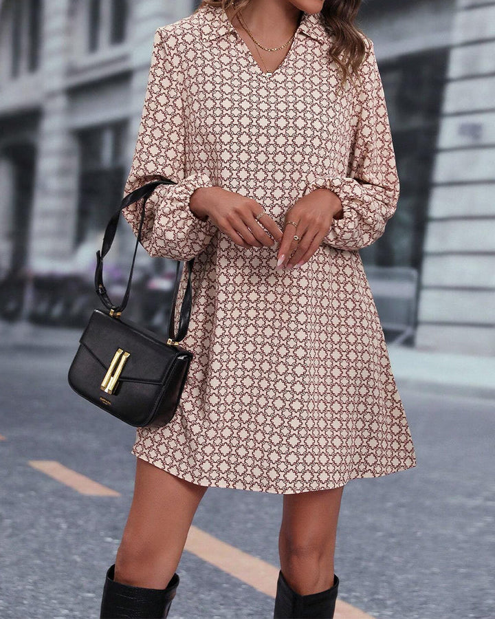 Robe à col à revers à manches longues imprimée