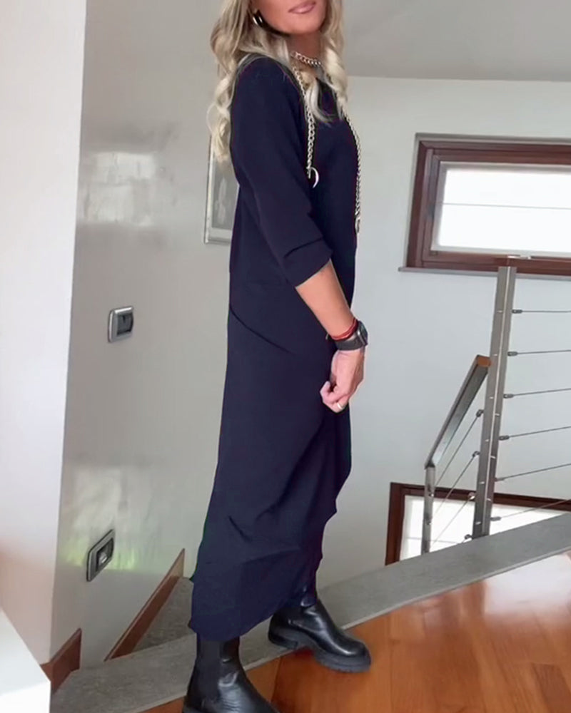 Robe élégante à col rond, plissée, couleur unie