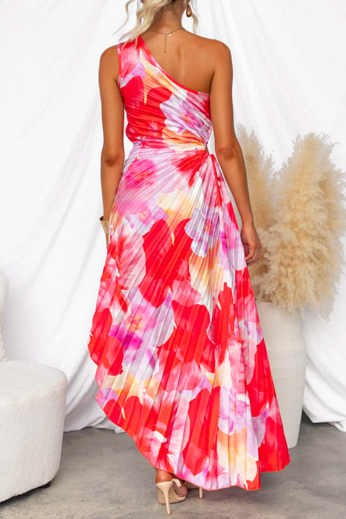 Robe mi-longue plissée et légère pour l'été
