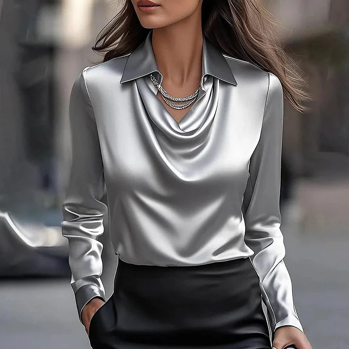 Top en satin brillant luxueux – silhouette drapée pour les soirées chics et les rendez-vous amoureux