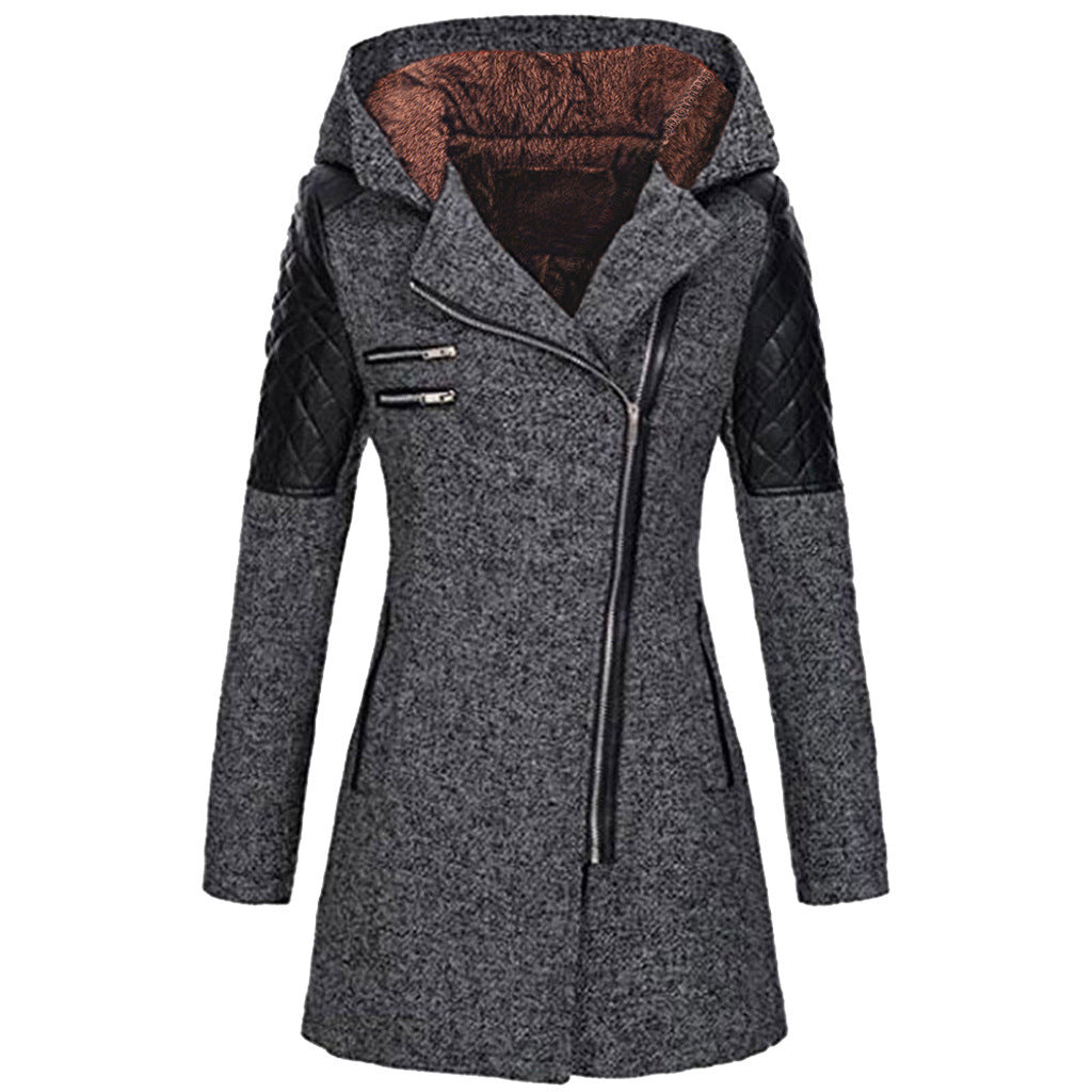 Manteau à manches matelassées.
