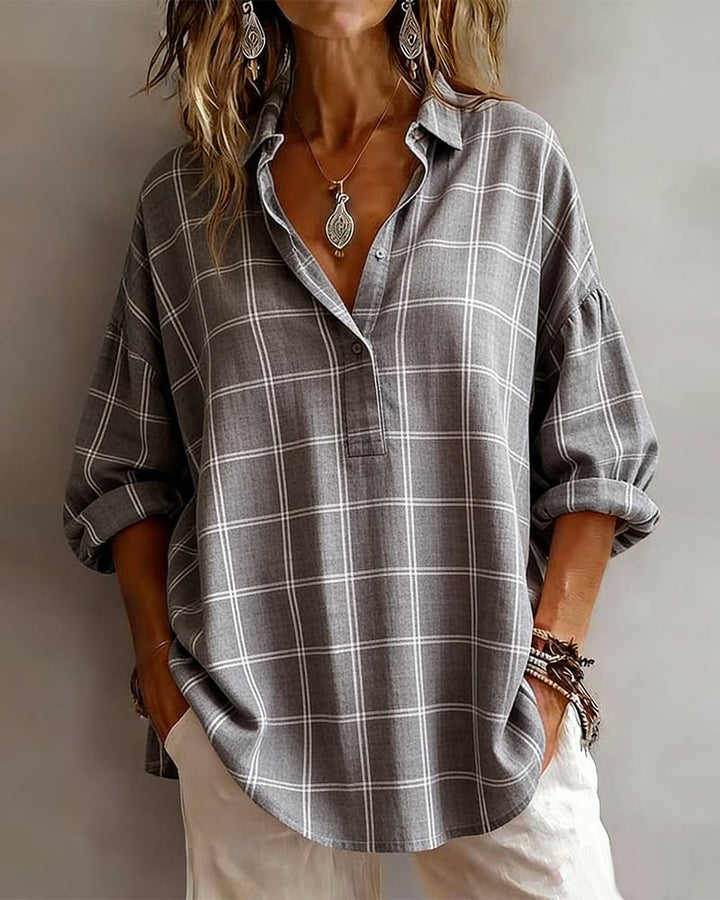 Chemise sophistiquée à carreaux avec revers