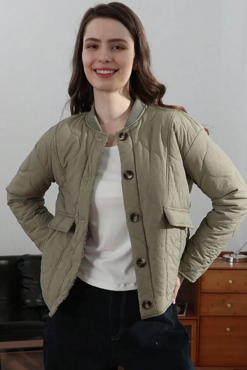 Veste matelassée légère à coupe ajustée