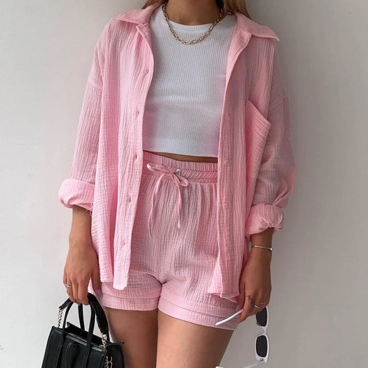 Ensemble à la mode et confortable