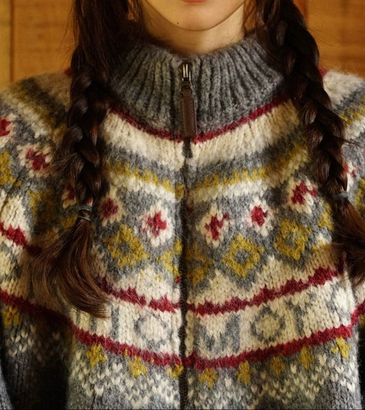 Pull en maille à col montant pour femme