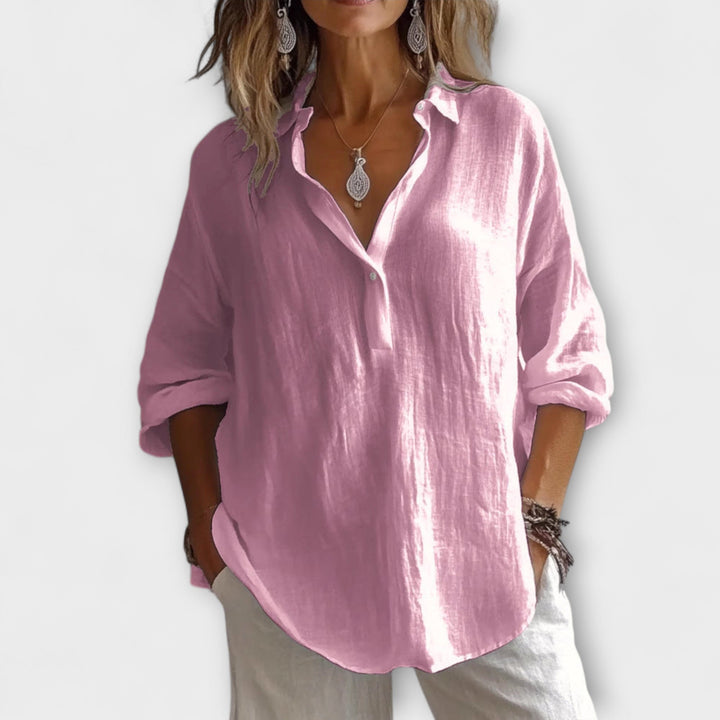 Blouse en mélange de coton doux – fluide, essentiel raffiné pour les jours de travail ou les tenues de week-end décontractées