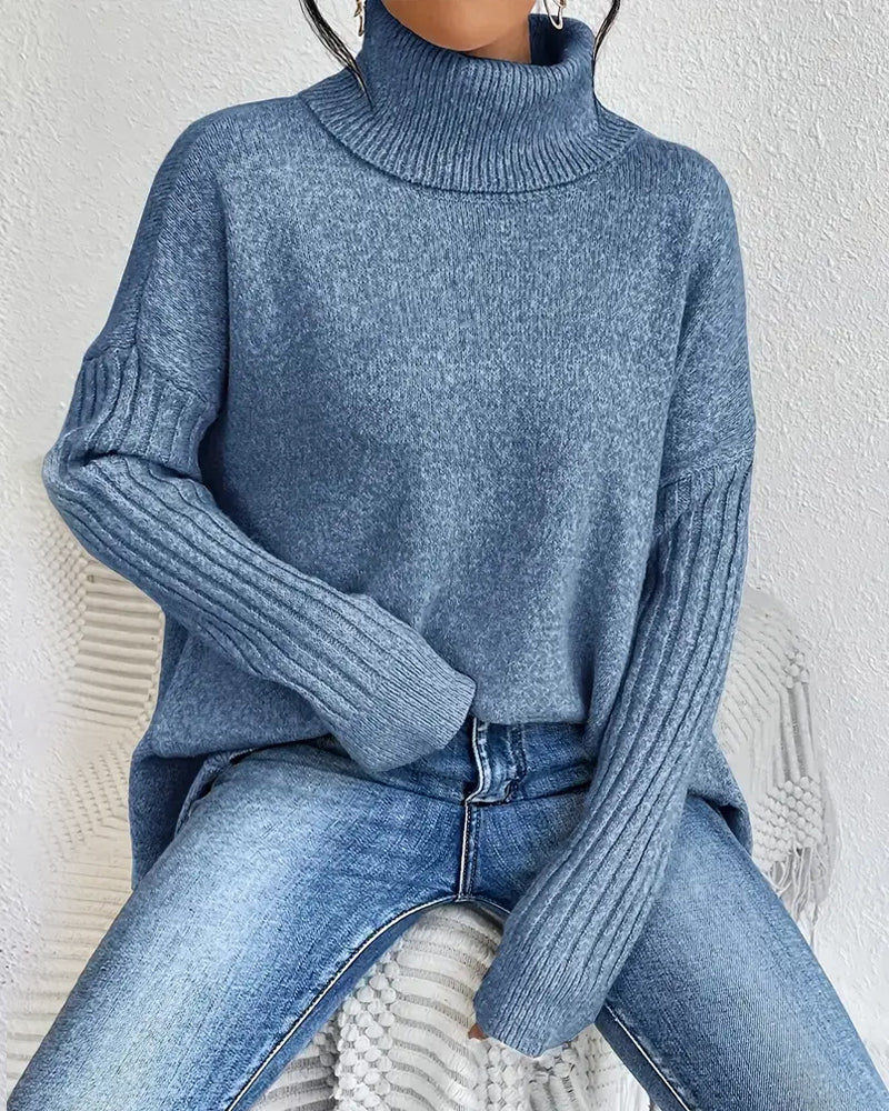 Pull oversize irrégulier à col montant