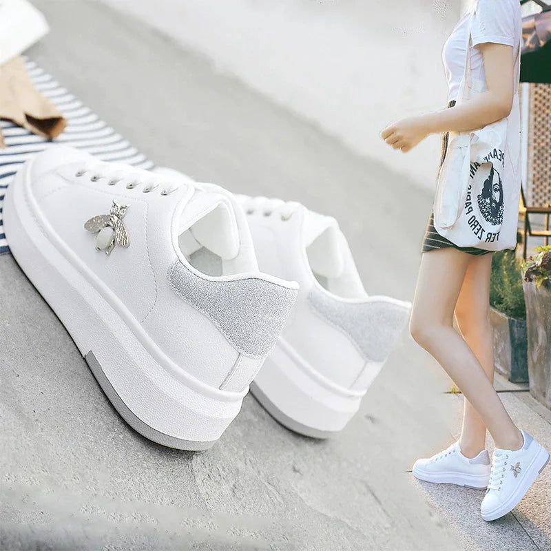 Chaussures à plateforme tendance en cuir PU