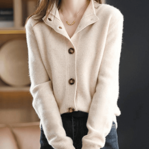 Cardigan tricot à boutons intemporel